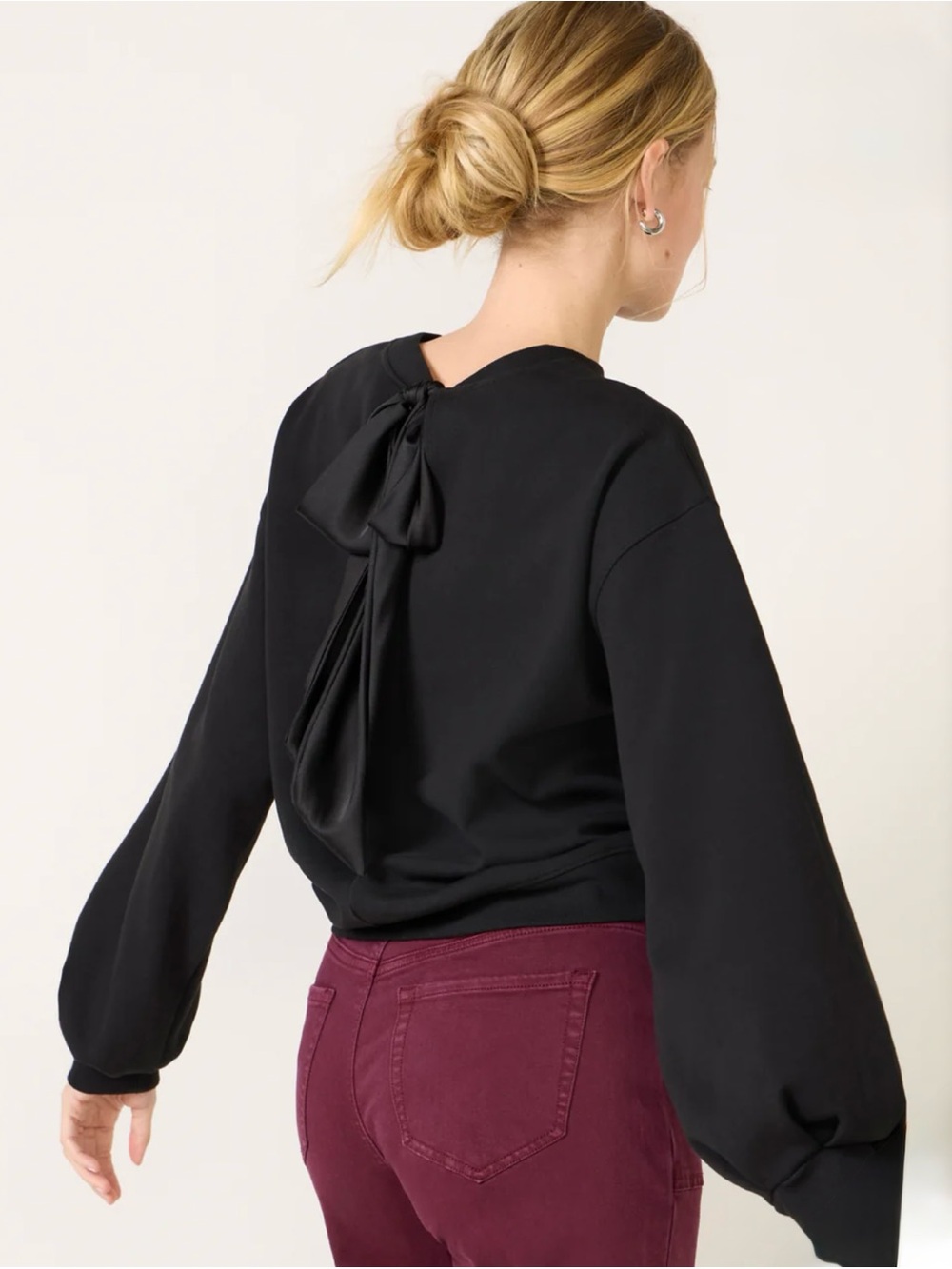 LIKE NEW Large Evereve Black Tie-Back Sweatshirt